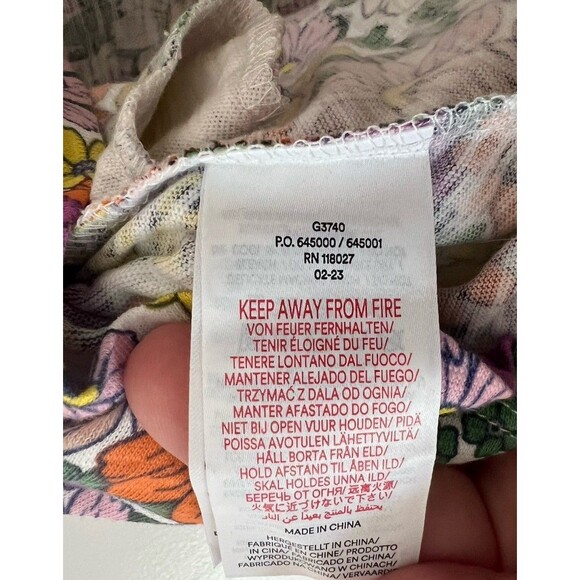 MINI BODEN PURPLE FLORAL SMOCKED KNIT DRESS , 6/7 Yrs. - Picture 7 of 9